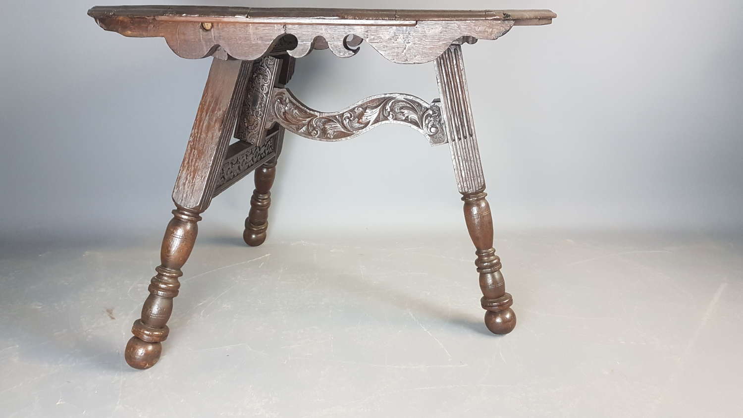 19thC Dutch Carved Folding Oak Vendage Table