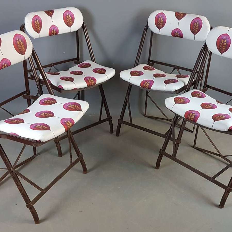 4 Vintage Industrial Style TanSad Folding Chairs